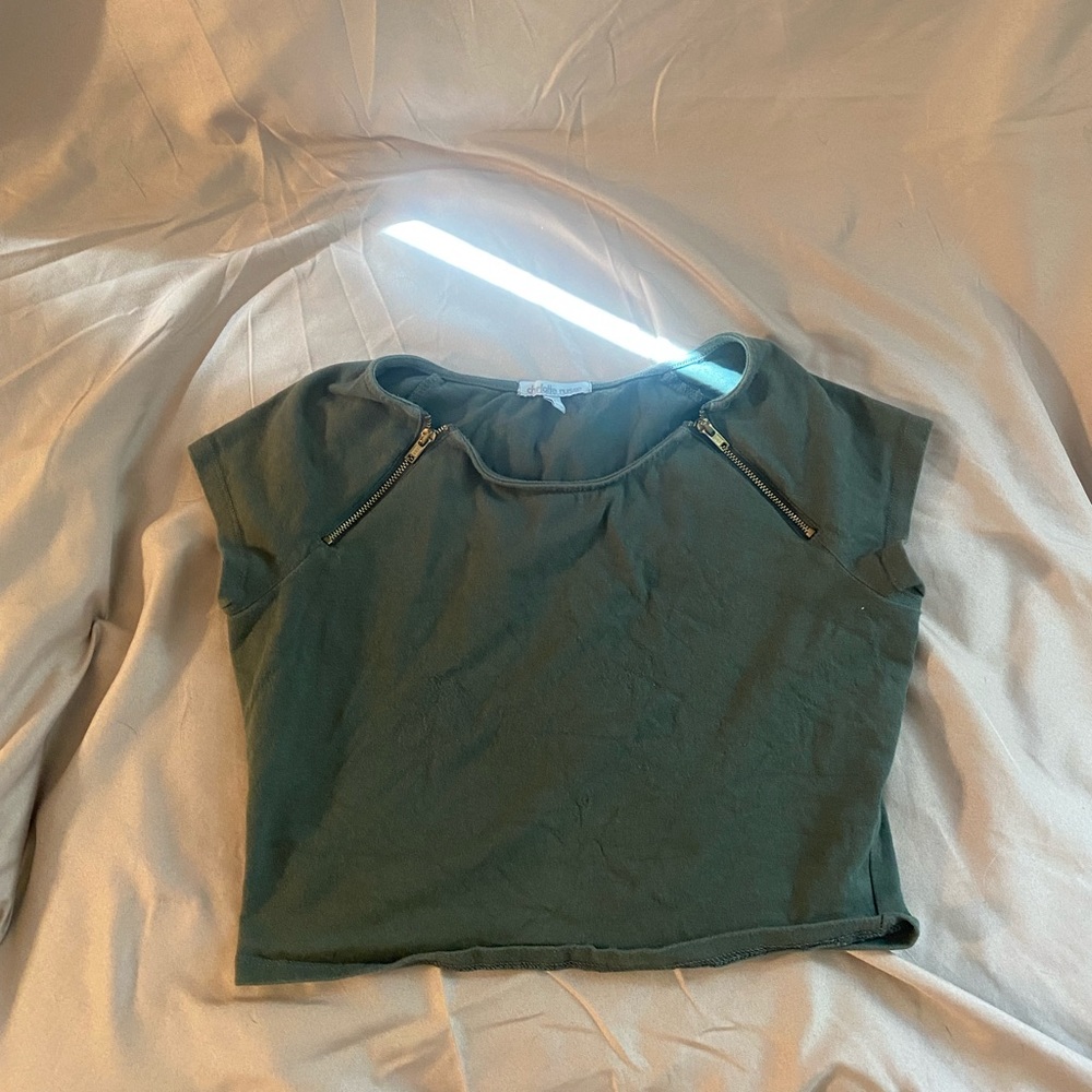 Crop top